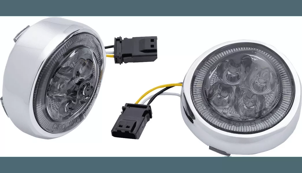 Ciro LED Lighted Fang Front Signal Light Inserts with Bezel for '16-22 Harley Davidson CVO Models - Chrome Smoke
