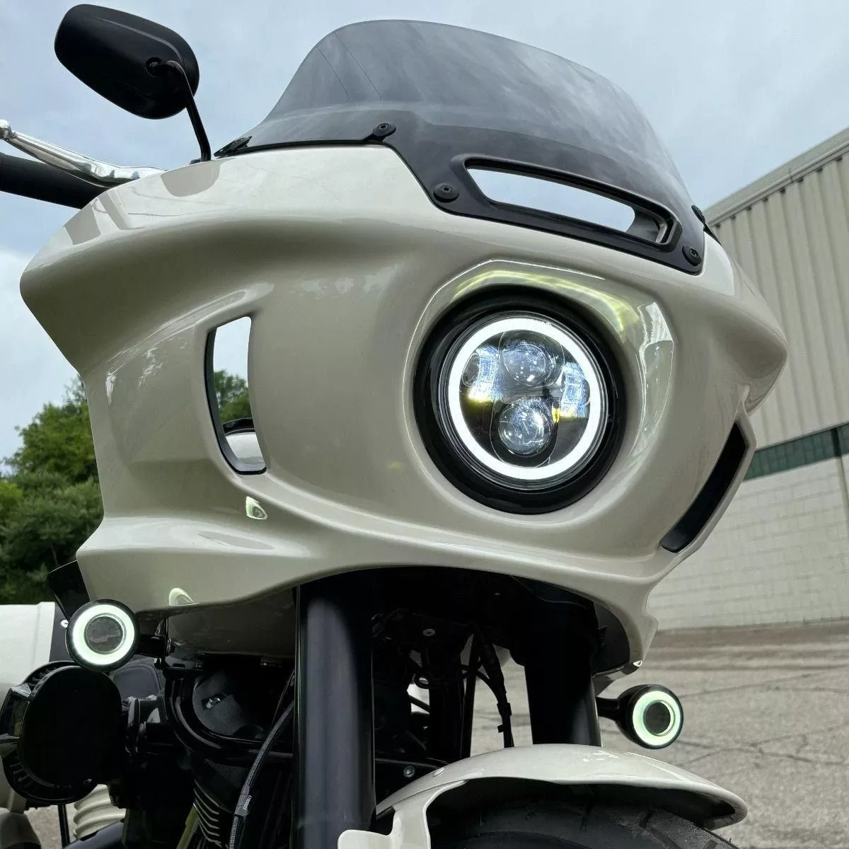 Hogworkz 5 3/4" LED HALOMAKER Headlight for '18-26 Harley Davidson Street Bob, Low Rider and Standard (Select Finish)