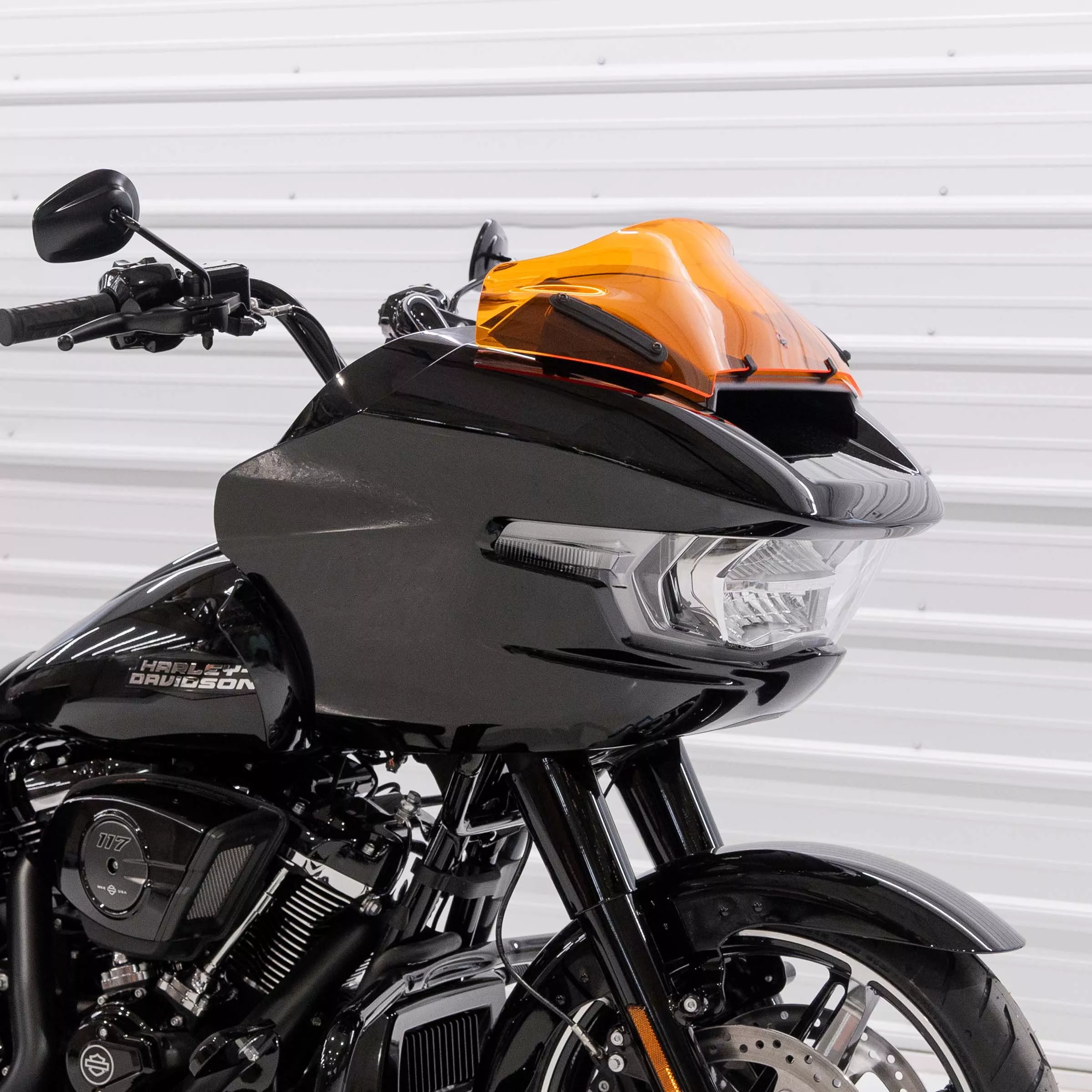 Klock Werks Kolor Flare 8″ Orange Windshield for 2023-26 Harley Road Glide FLTR