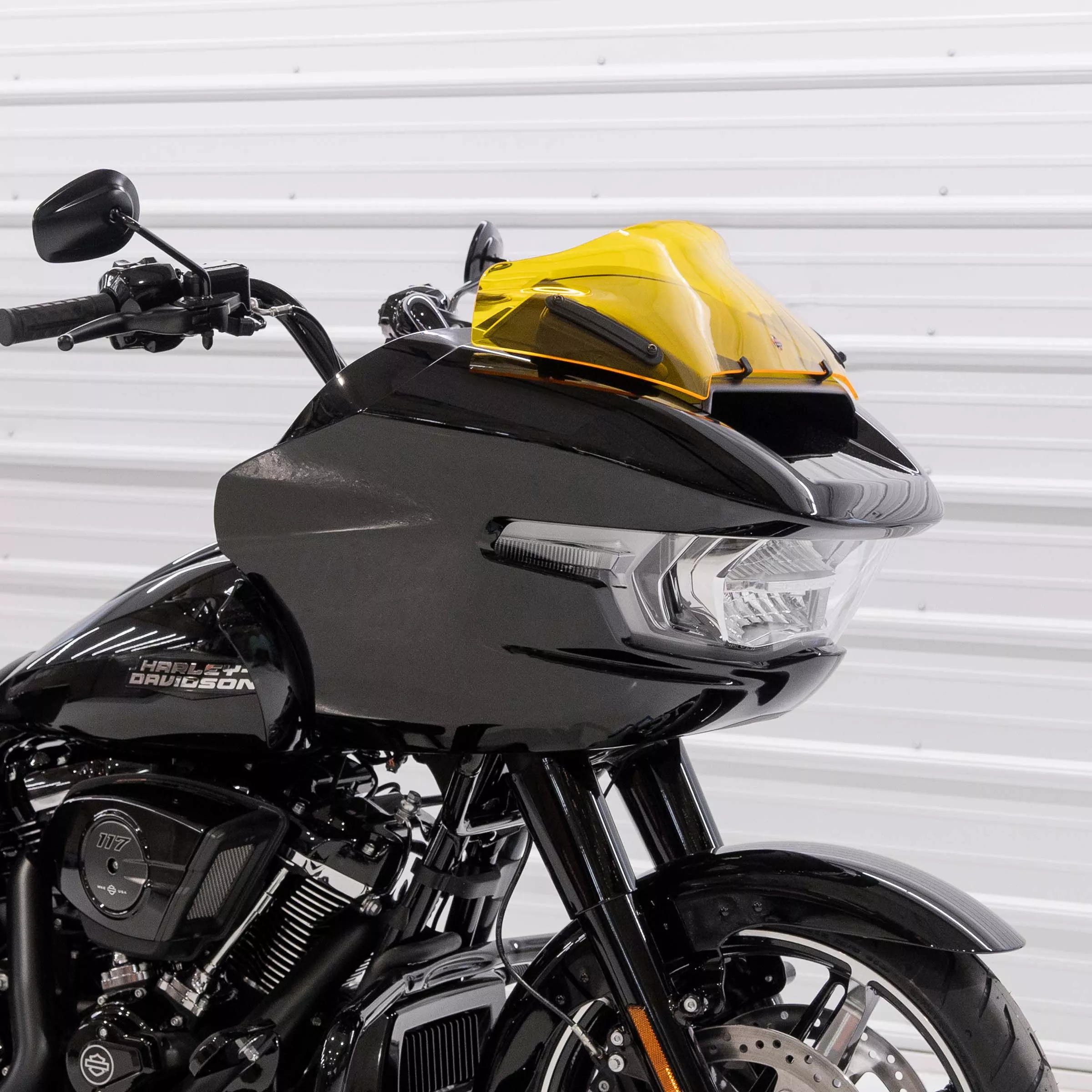 Klock Werks Kolor Flare 8" Yellow Windshield for 2023-26 Harley Road Glide FLTR