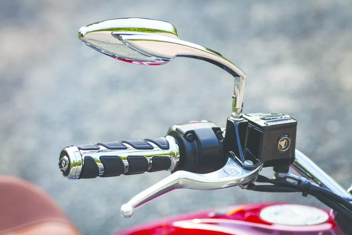 Kuryakyn Kinetic Grips 7/8 Bars & Scout, Chrome" PN 6367
