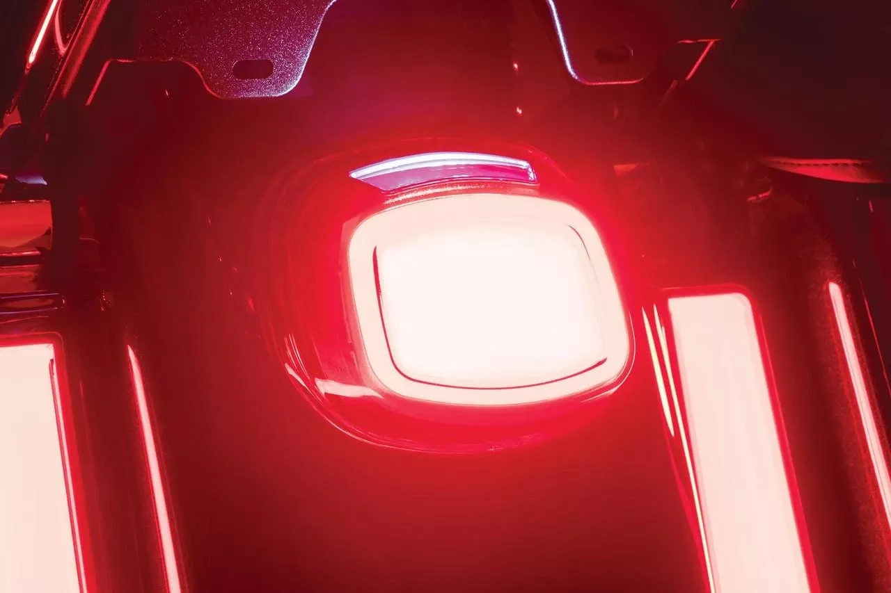 Kuryakyn Tracer L.E.D. Tailights for '99-23 Harley Davidson Models