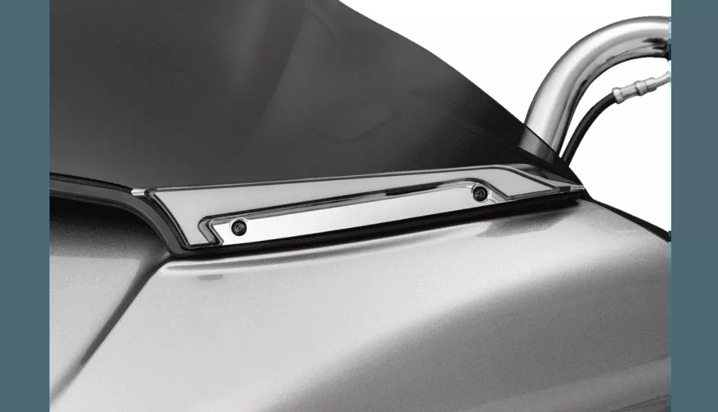 Kuryakyn Tracer Windshield Trim Lights for '15-Up Harley Davidson FLTR Models (Select Finish)