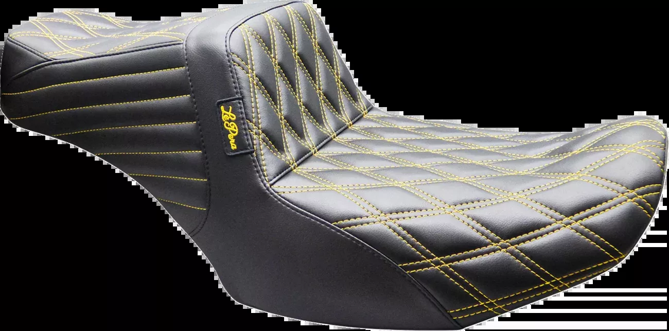 LE PERA Tailwhip Seat - Double Diamond - Gold Stitch - FLH/FLT '23-'26 - LV-587DD-GD02