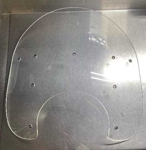 Memphis Shades 17" Clear Detachable Windshield for 1994-20 Harley Road King FLHR THERE IS AN ISSSUE WITH THE SIZE OF 15"