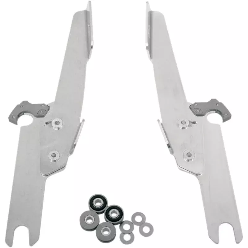 Memphis Shades MEK1913 Polished No Tool Trigger Lock Mount Batwing Harley FLHR