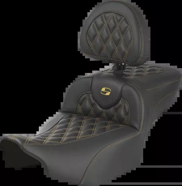 Saddlemen Extended Reach Roadsofa™ Seat - Carbon Fiber - with Backrest - Gold Lattice Stitch - FLH/FLT '23-'25 - 823-07-207B7