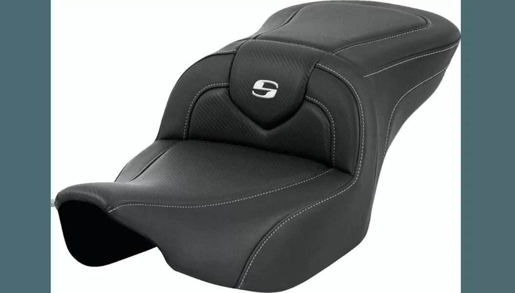 Saddlemen Roadsofa Extended Reach Seat for '23-24 Harley Davidson CVO Street Glide FLHXSE and '24-Up Road Glide and Street Glide (Does NOT fit Trike) - Silver Stitching