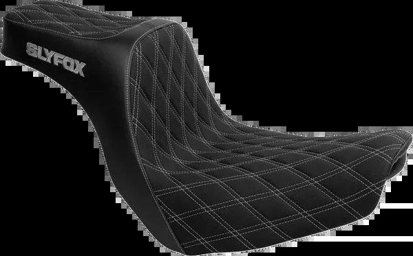 Slyfox High Noon Seat – Double Diamond – Silver Logo – Silver Stitch – FL/FX ’18-’25