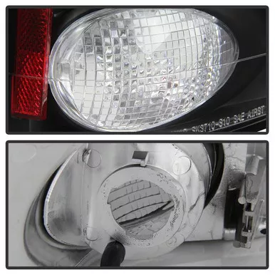 Spyder Auto 5001887 Euro Style Tail Lights for Chevy S10/GMC Sonoma Black