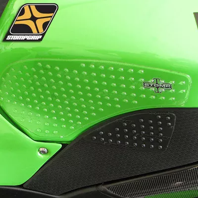 Stompgrip Kawasaki ZZR600 05-08 Traction Pad Tank Kit