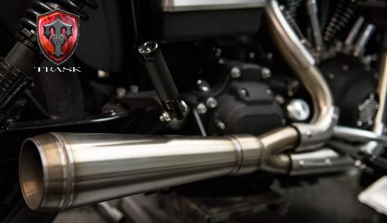 Trask - Assault 2 into 1 Stainless Exhaust for '91-05 Harley Davidson Dyna